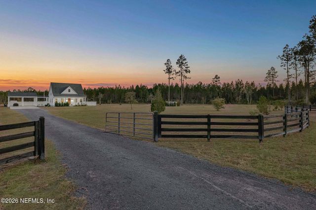 35018 HEARTHSTONE Way, Callahan, FL 32011