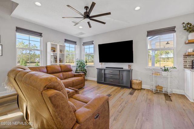 35018 HEARTHSTONE Way, Callahan, FL 32011