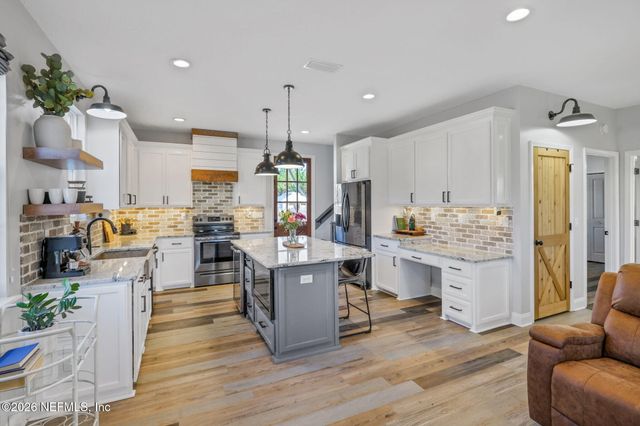 35018 HEARTHSTONE Way, Callahan, FL 32011