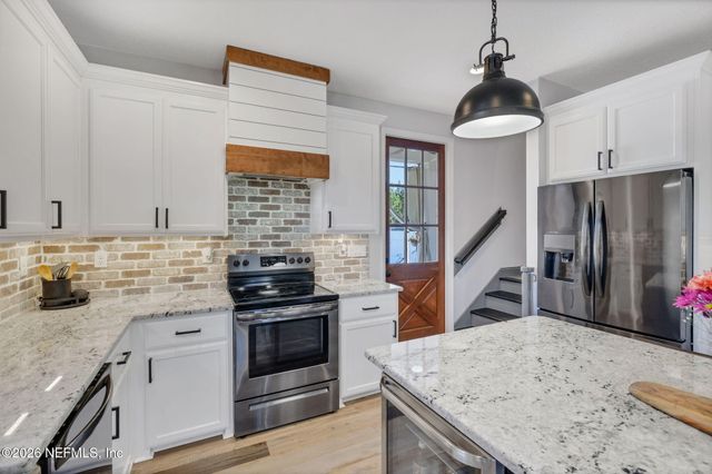 35018 HEARTHSTONE Way, Callahan, FL 32011