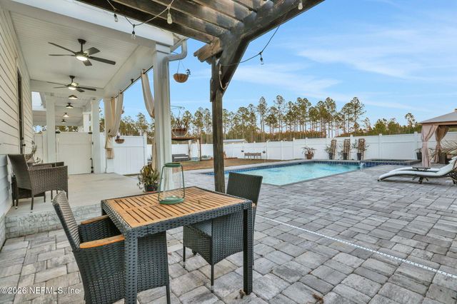 35018 HEARTHSTONE Way, Callahan, FL 32011