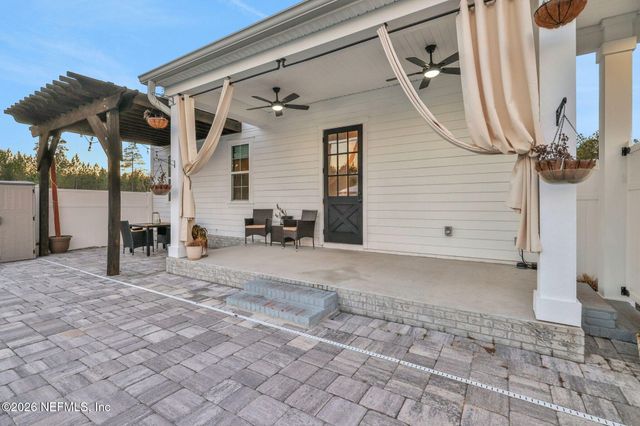 35018 HEARTHSTONE Way, Callahan, FL 32011