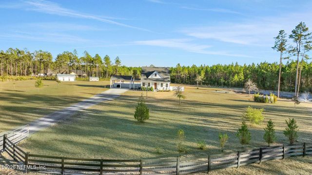 35018 HEARTHSTONE Way, Callahan, FL 32011