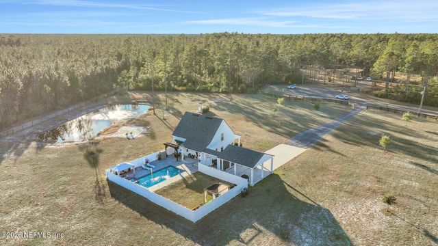 35018 HEARTHSTONE Way, Callahan, FL 32011