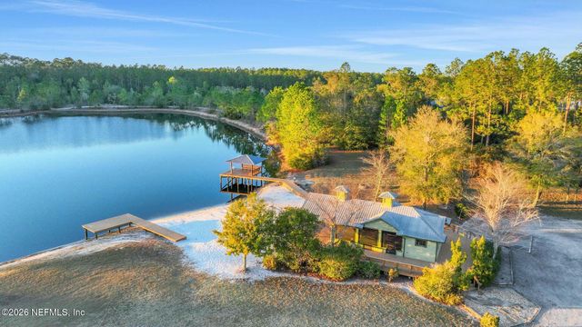 35018 HEARTHSTONE Way, Callahan, FL 32011