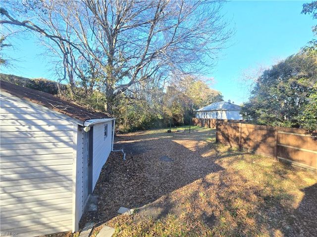 9277 Mason Creek RD, Norfolk, VA 23503