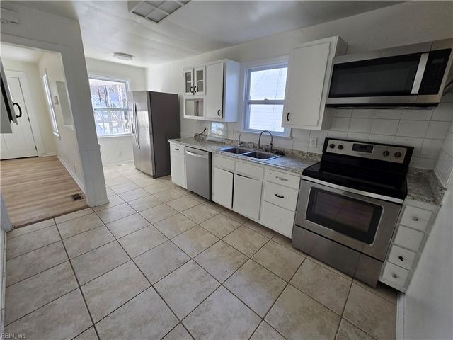 9277 Mason Creek RD, Norfolk, VA 23503