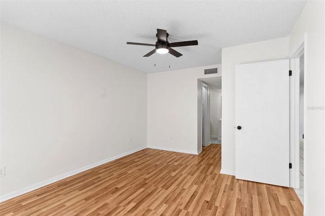 408 HOWARD AVENUE B, Lakeland, FL 33815