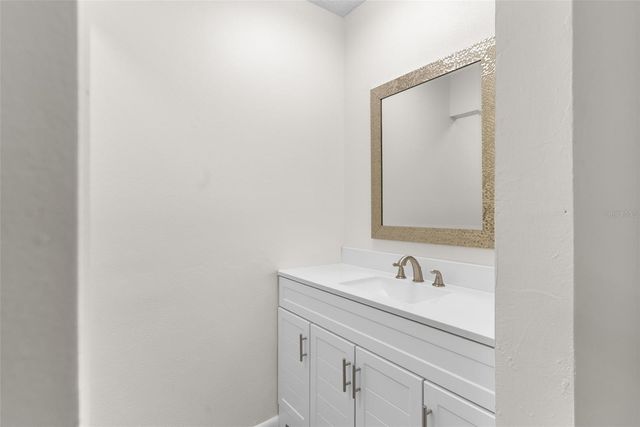 408 HOWARD AVENUE B, Lakeland, FL 33815