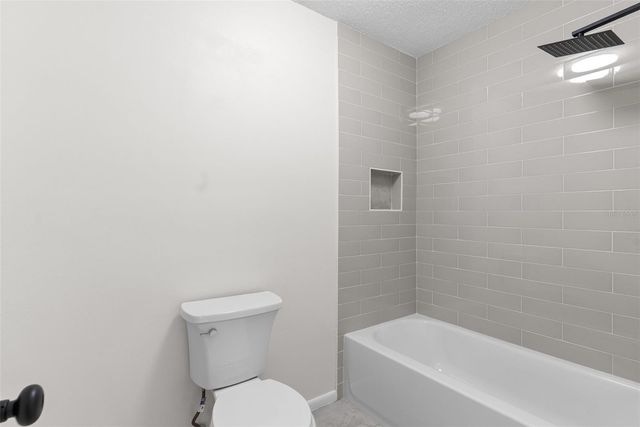 408 HOWARD AVENUE B, Lakeland, FL 33815