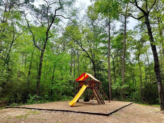 1-2-33 Dedication Trail, Huntsville, TX 77340