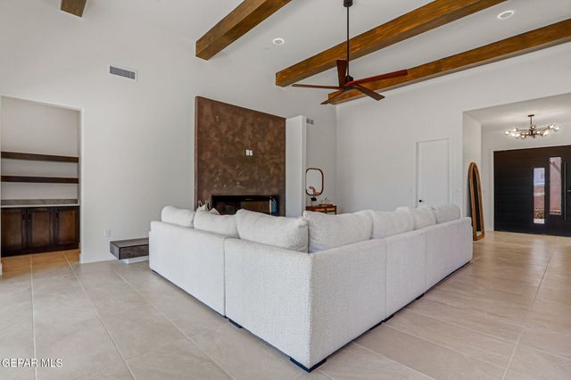 5644 RIO BONITO Circle, El Paso, TX 79932