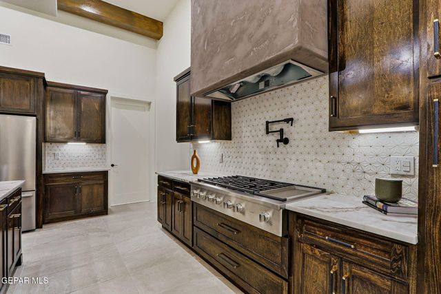 5644 RIO BONITO Circle, El Paso, TX 79932