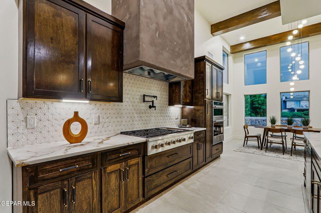 5644 RIO BONITO Circle, El Paso, TX 79932