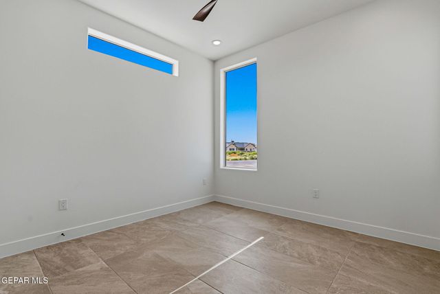 5644 RIO BONITO Circle, El Paso, TX 79932