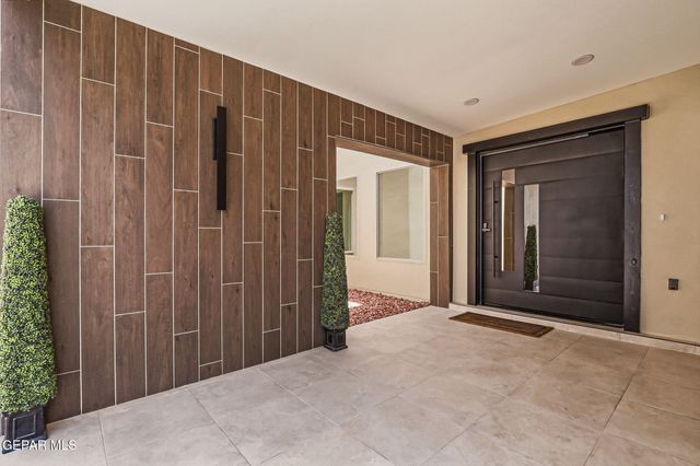 5644 RIO BONITO Circle, El Paso, TX 79932