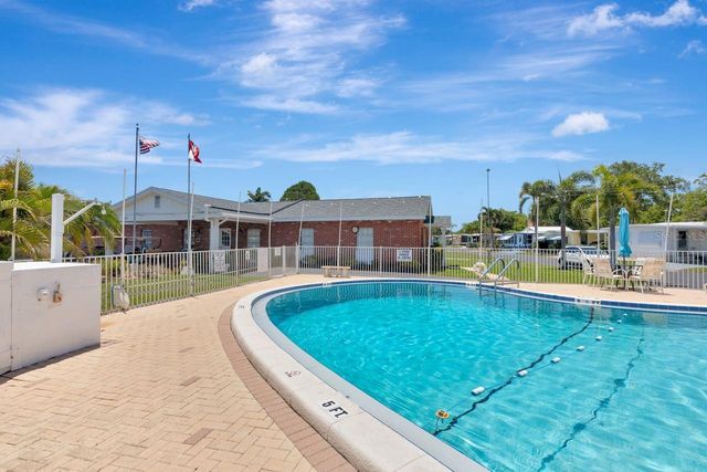 9900 ULMERTON ROAD 35, Largo, FL 33771