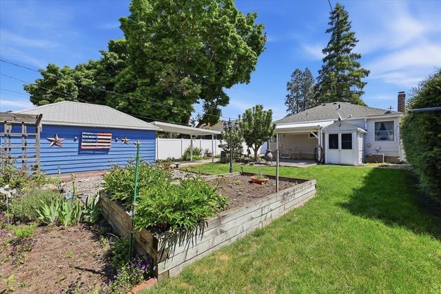 4023 N Hawthorne St, Spokane, WA 99205