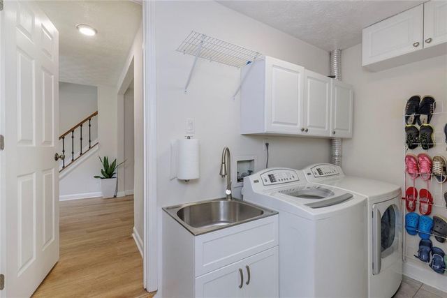 3559 Oak Knoll Drive, Marietta, GA 30068