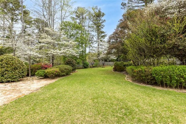 3559 Oak Knoll Drive, Marietta, GA 30068