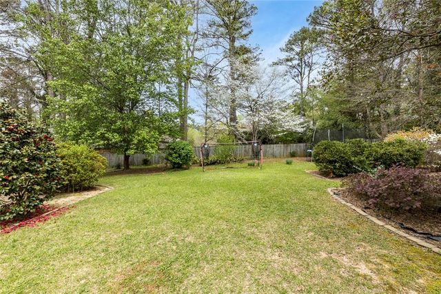 3559 Oak Knoll Drive, Marietta, GA 30068
