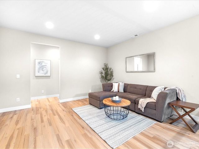 32781 NE 52nd Street, Carnation, WA 98014
