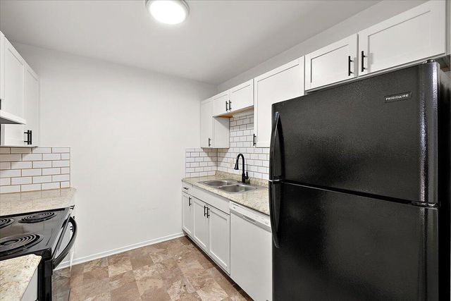 761 Clubhouse Drive, Ypsilanti, MI 48197