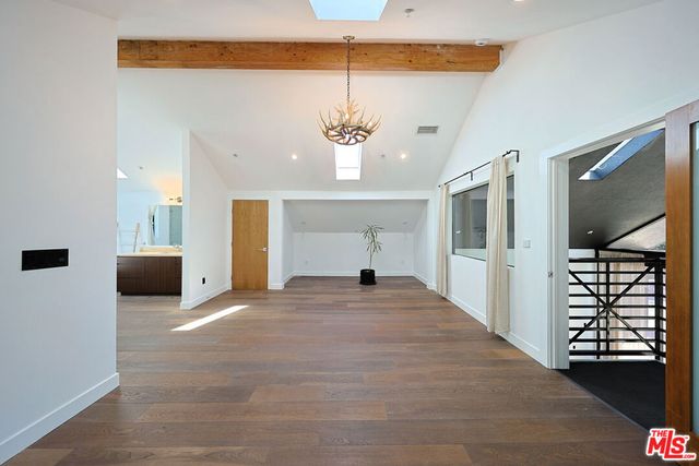 2230 Glendale Boulevard, Los Angeles, CA 90039