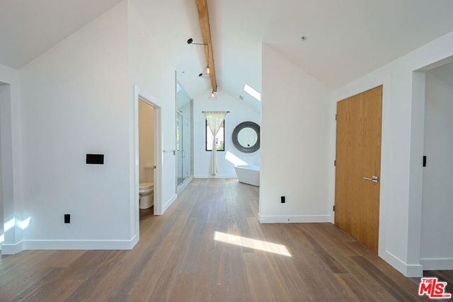 2230 Glendale Boulevard, Los Angeles, CA 90039