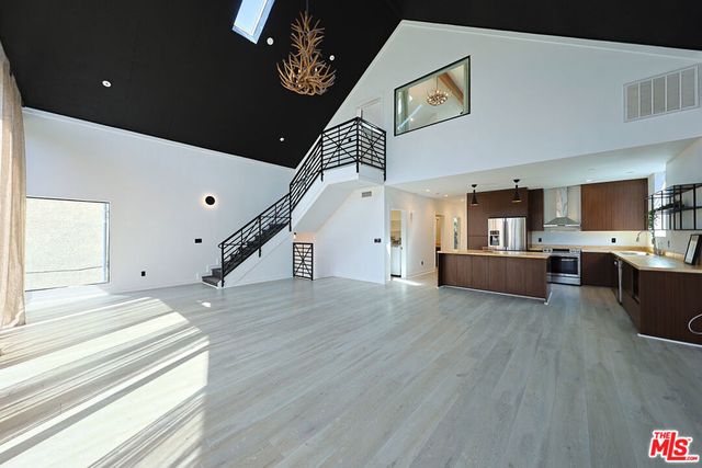 2230 Glendale Boulevard, Los Angeles, CA 90039