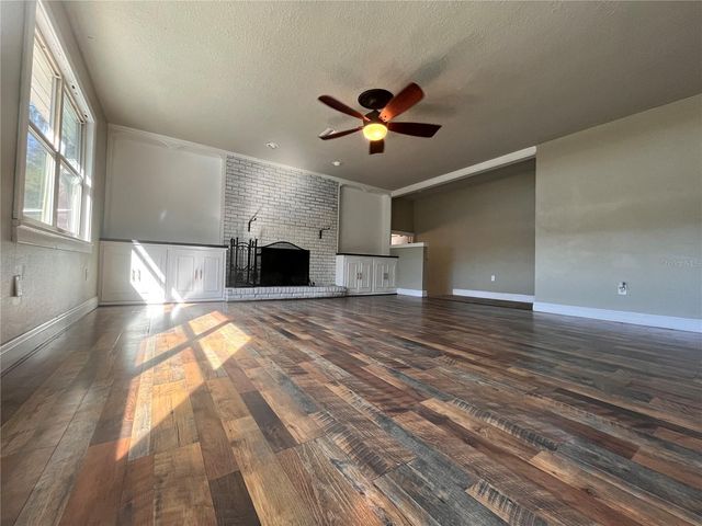 230 S CENTER STREET, Pierson, FL 32180