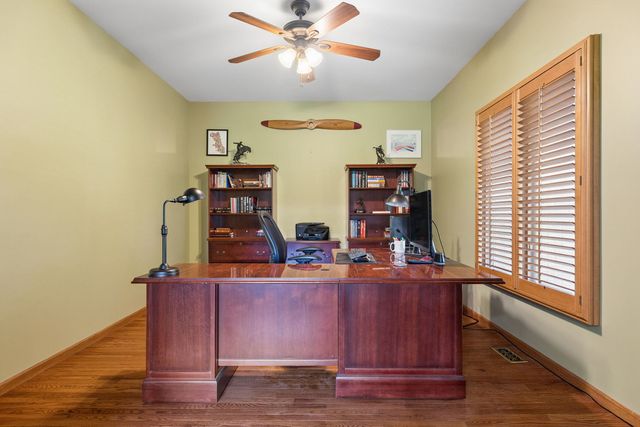 1808 Russell Drive, Lisle, IL 60532
