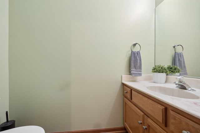 1808 Russell Drive, Lisle, IL 60532