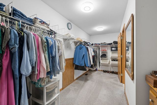 1808 Russell Drive, Lisle, IL 60532
