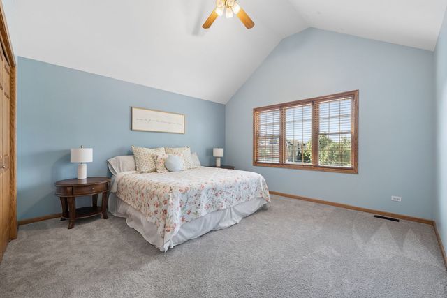 1808 Russell Drive, Lisle, IL 60532