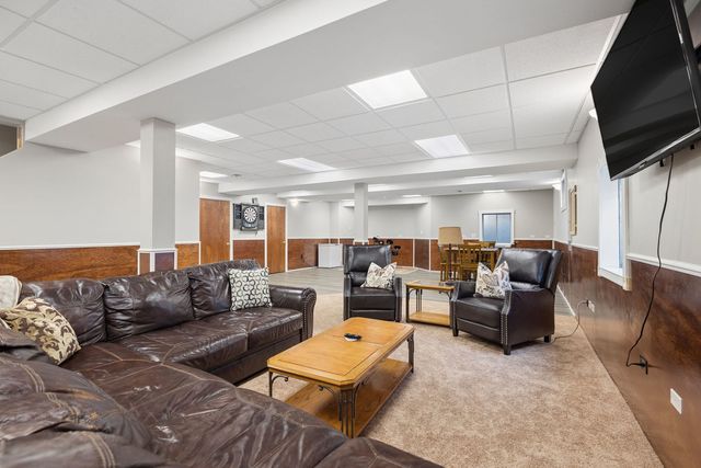 1808 Russell Drive, Lisle, IL 60532