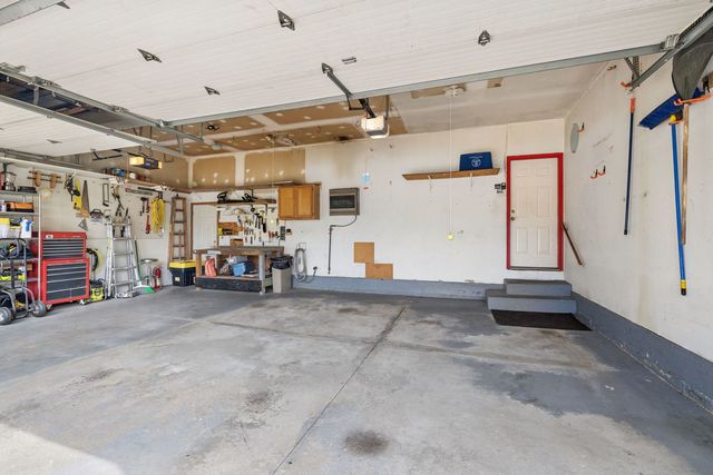1808 Russell Drive, Lisle, IL 60532