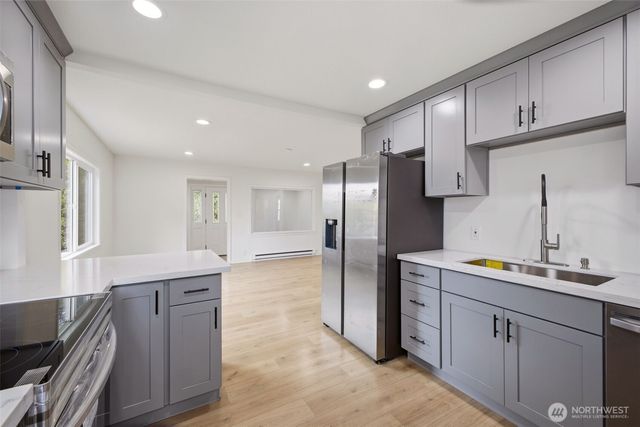 2604 S 122nd Street, Seattle, WA 98168