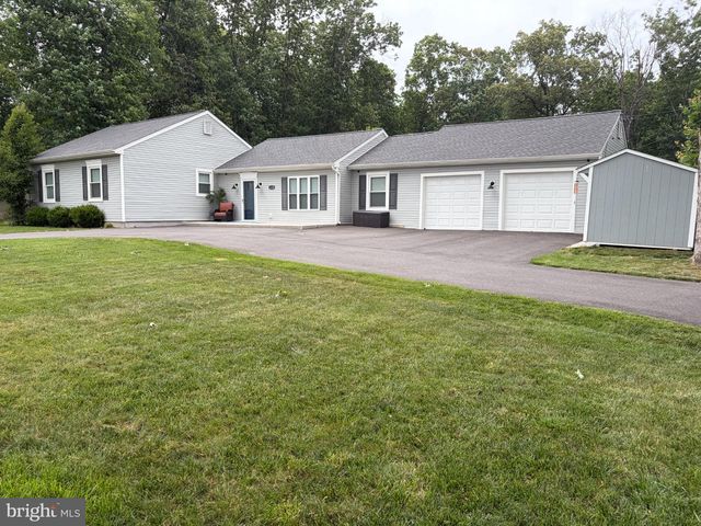 2420 SUNSET AVE, Williamstown, NJ 08094