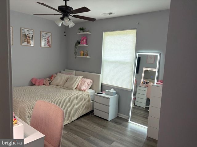 2420 SUNSET AVE, Williamstown, NJ 08094