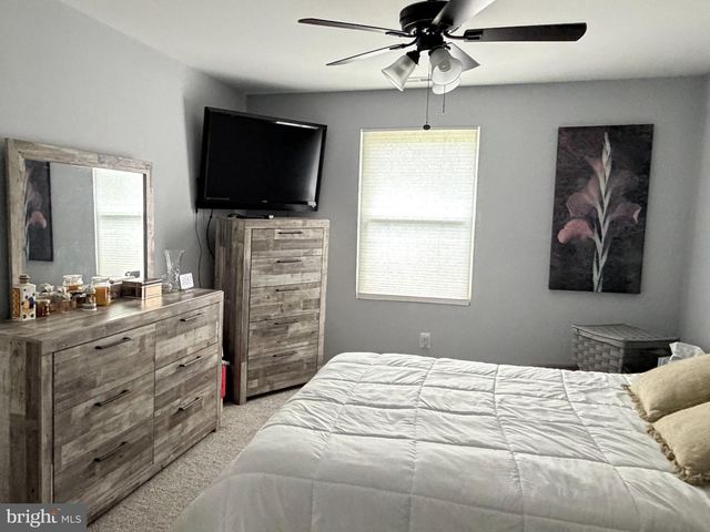 2420 SUNSET AVE, Williamstown, NJ 08094