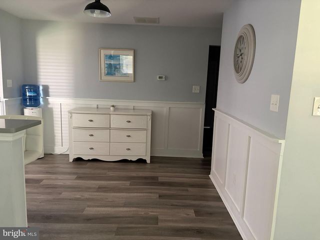 2420 SUNSET AVE, Williamstown, NJ 08094