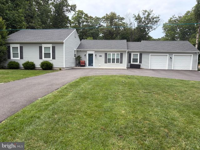 2420 SUNSET AVE, Williamstown, NJ 08094