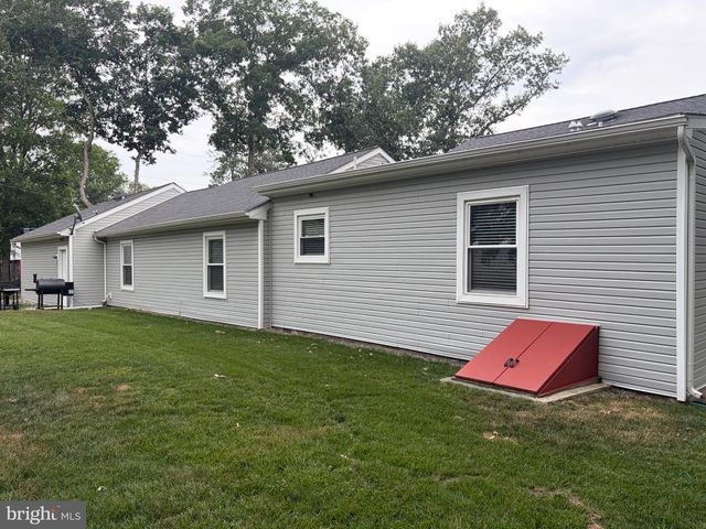 2420 SUNSET AVE, Williamstown, NJ 08094