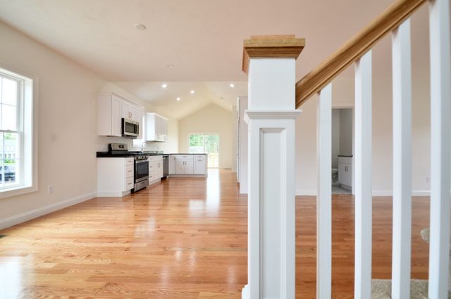 215A Crownshield 20A, Uxbridge, MA 01569