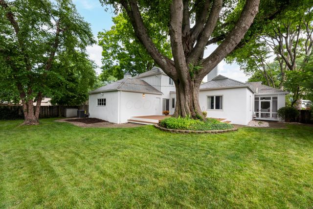 2693 Bryden Road, Columbus, OH 43209