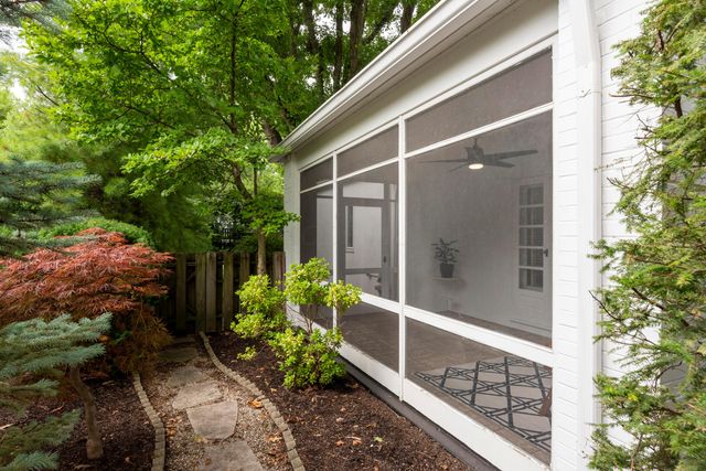 2693 Bryden Road, Columbus, OH 43209