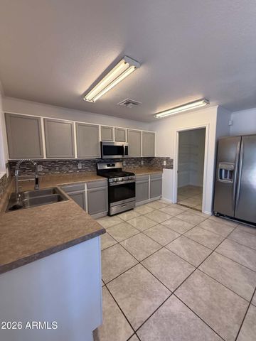 1261 E DUST DEVIL Drive, San Tan Valley, AZ 85143