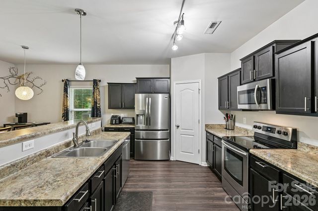 2206 Turtle Point Road, Charlotte, NC 28262