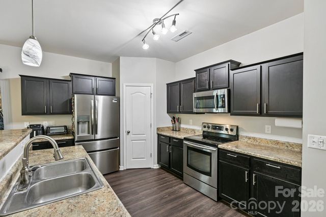 2206 Turtle Point Road, Charlotte, NC 28262